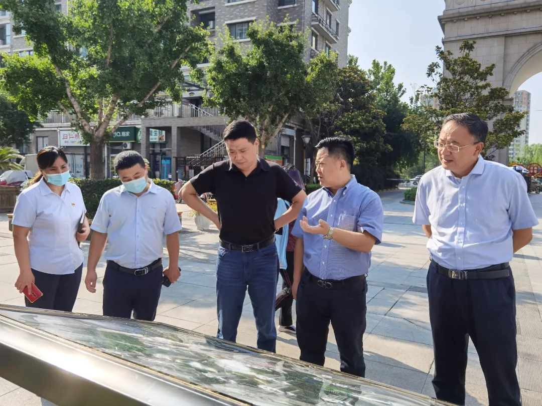 中土物業(yè)考察組到山東康都物業(yè)華黎花園項(xiàng)目參觀考察