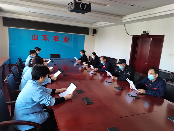 9d03bee8989bc4504bd8083a82a8bc9